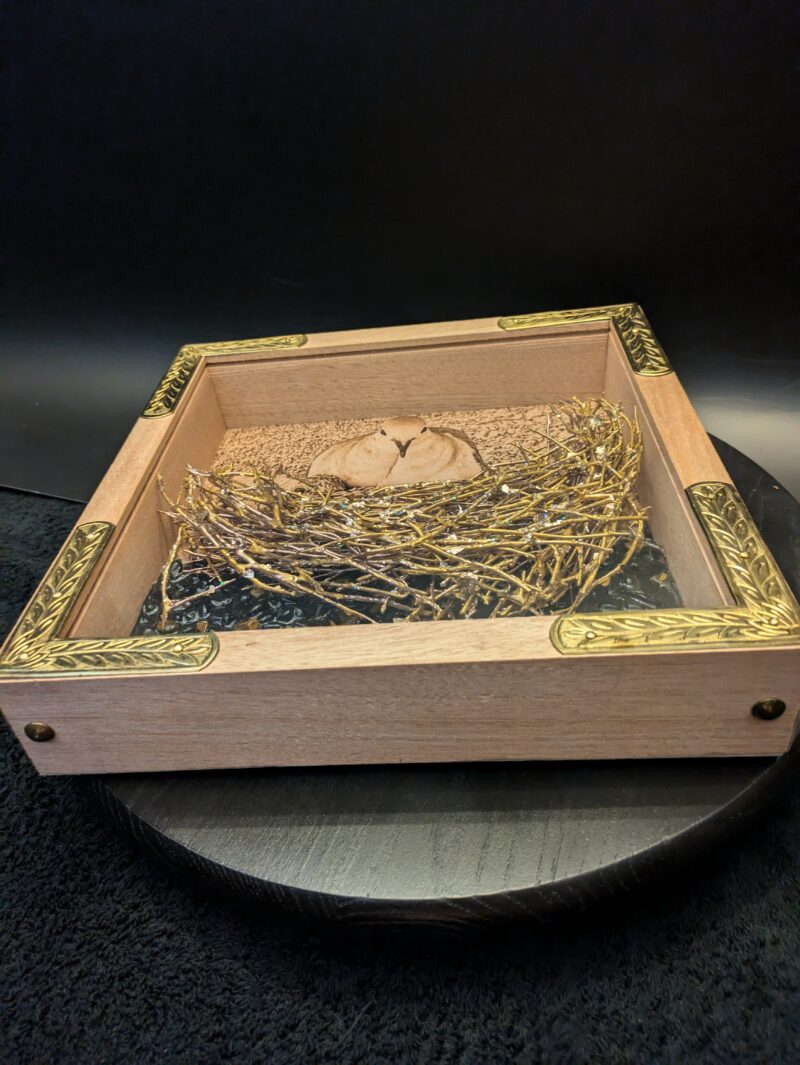 Gilded Corner Red Oak Wood Frame with Mourning Dove and Brood and Tiger Eye Stone Sculpture - Image 8